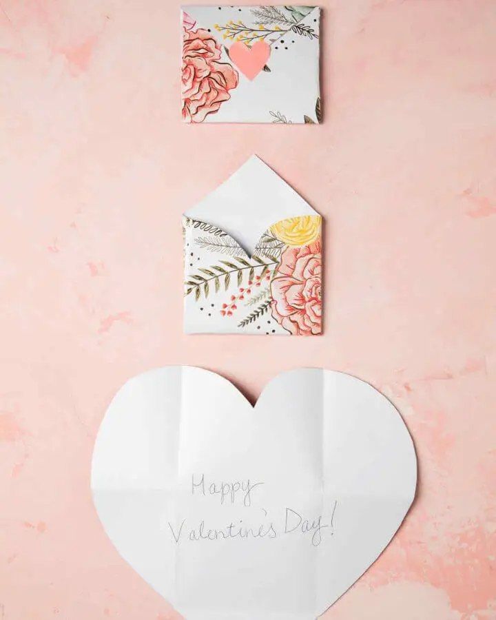 DIY Folding Envelope Hearts