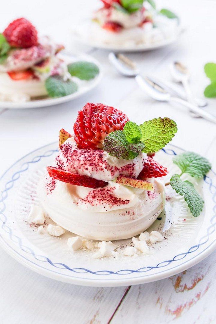 Eton Mess Dessert