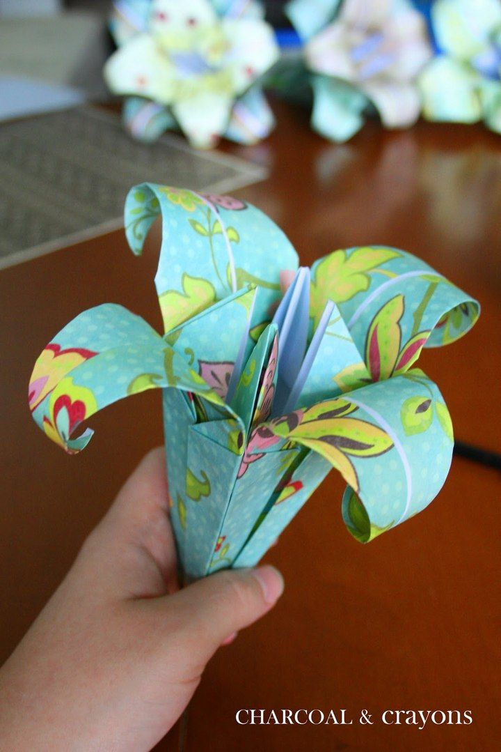 How to Folding a Paper Lily