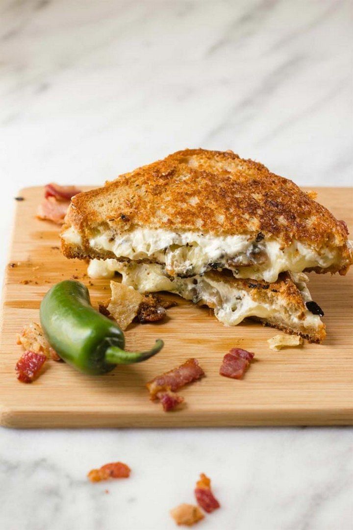 Jalapeno Popper Grilled Cheese