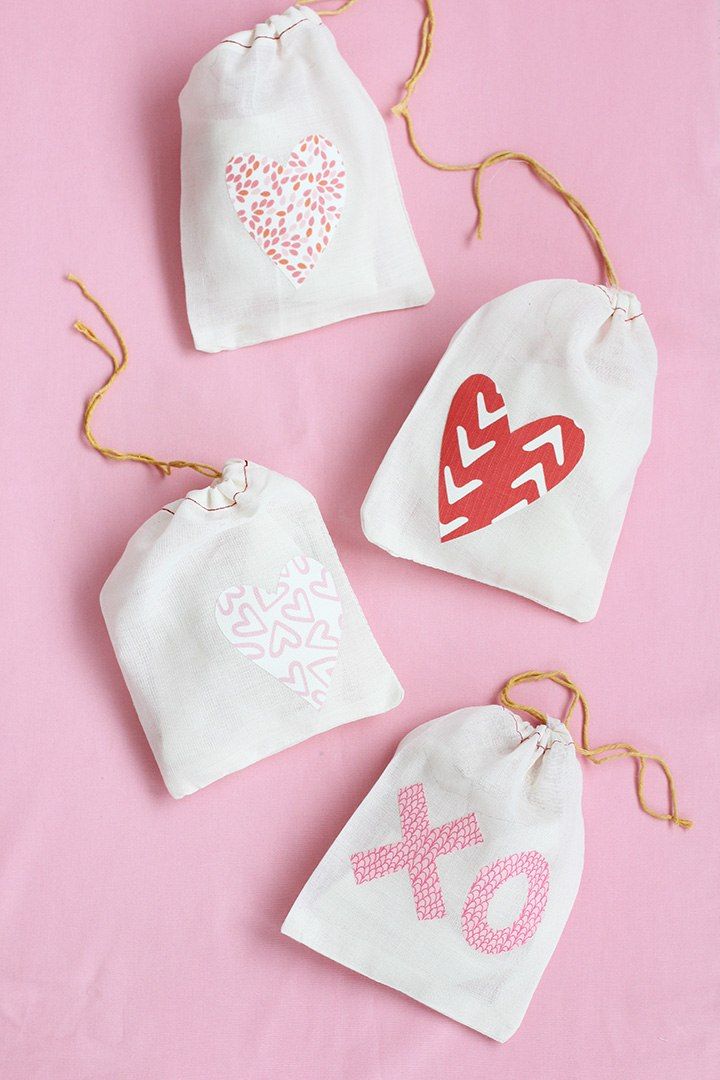 DIY Valentine Treat Bags