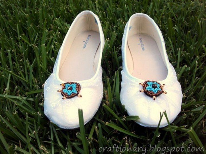 Refashion White Shoes with Lace