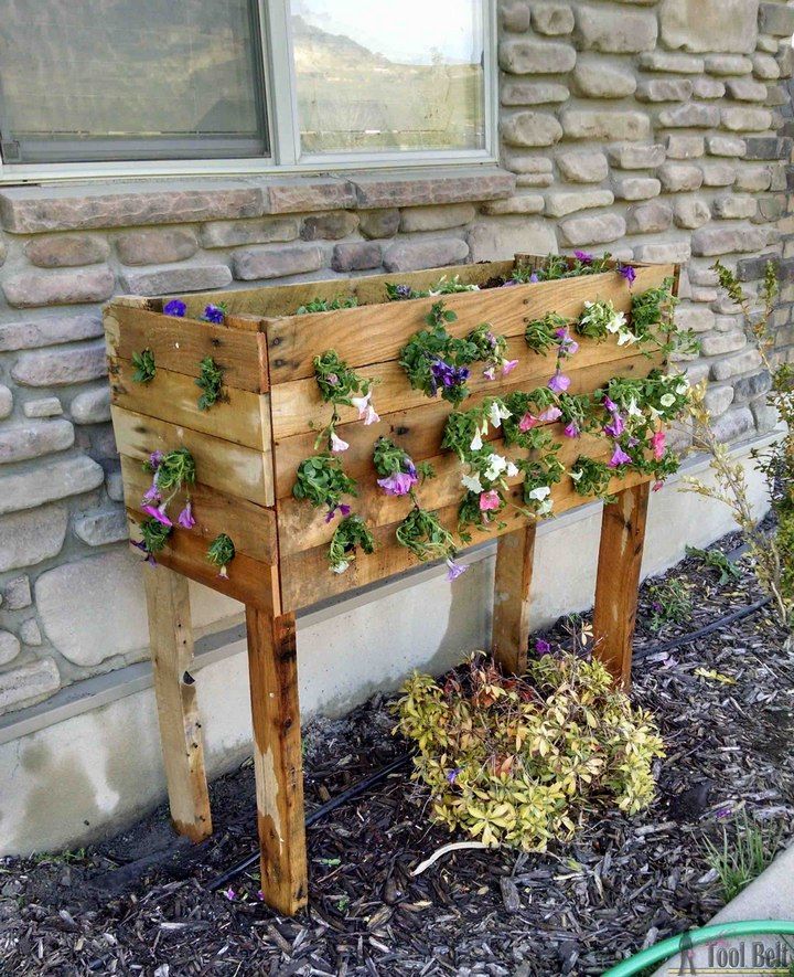 Cascading Flower Pallet Planter Box