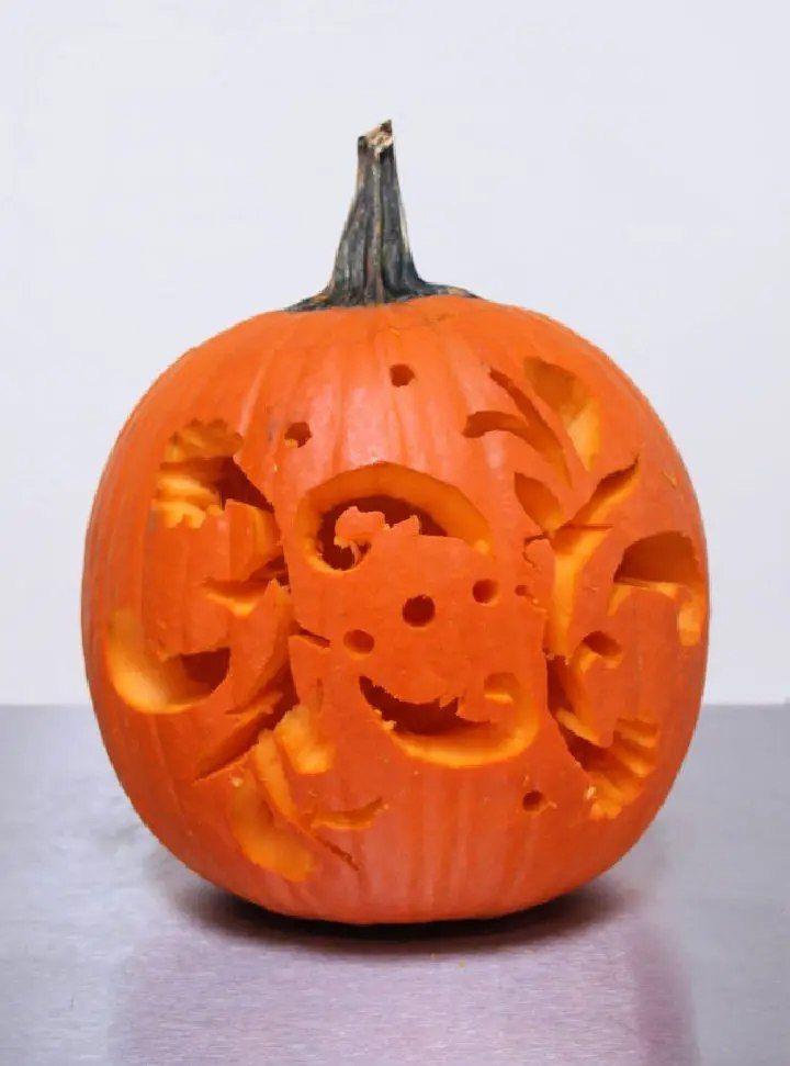 DIY Paisley Pumpkin Carving
