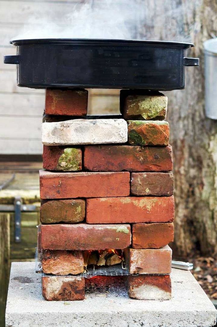 DIY Rocket Stove For Your Outdoor Cooking Needs