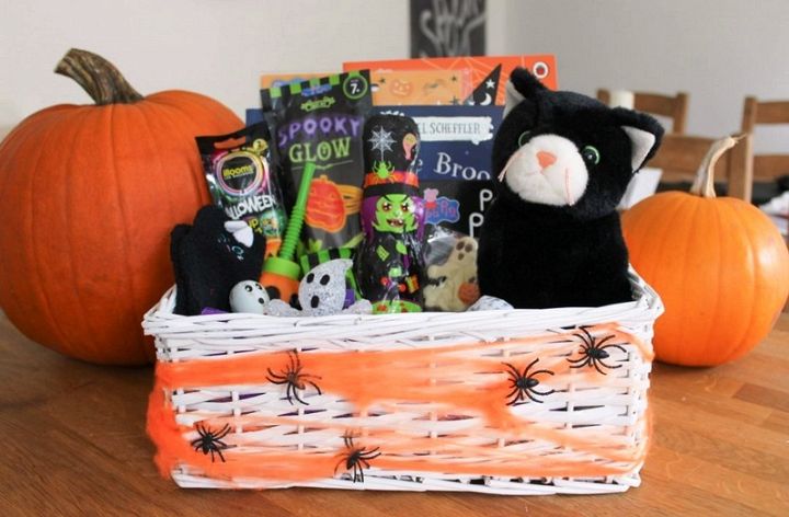 Halloween Treat Basket Ideas