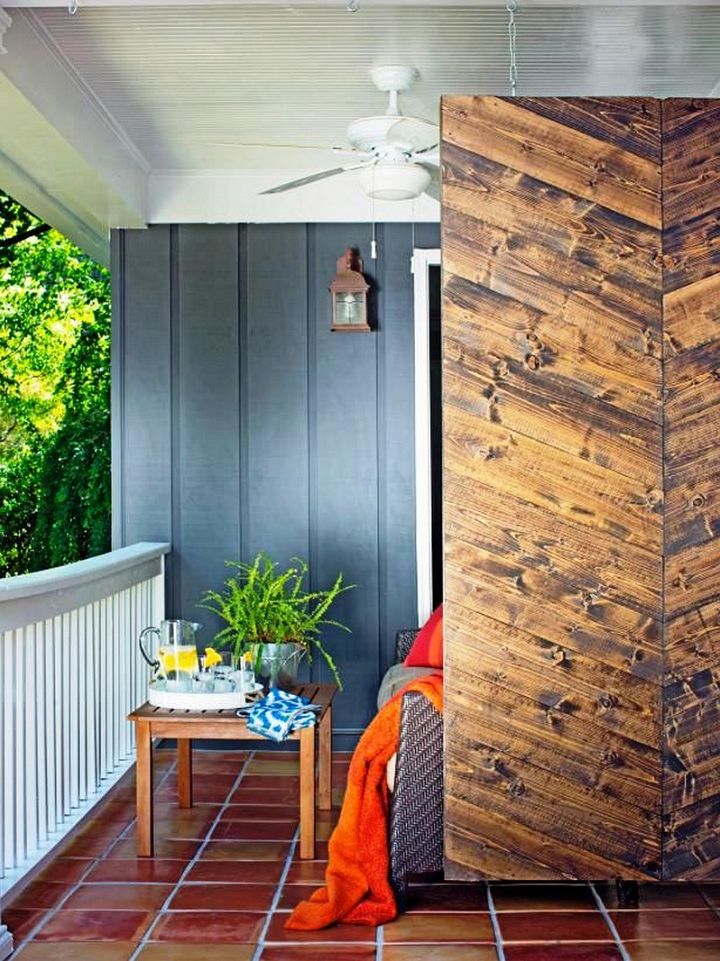 How to Build a Herringbone Privacy Screen