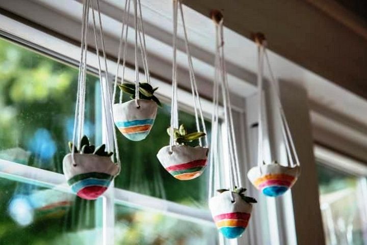 Make Clay Pinch Pot Hanging Planters to Display Your Fave Succulents