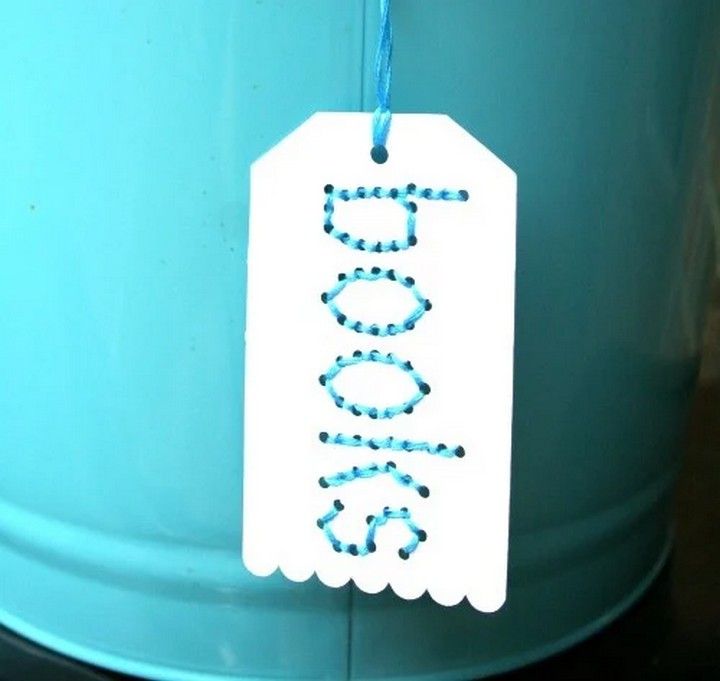 A Simple Stitched Tag
