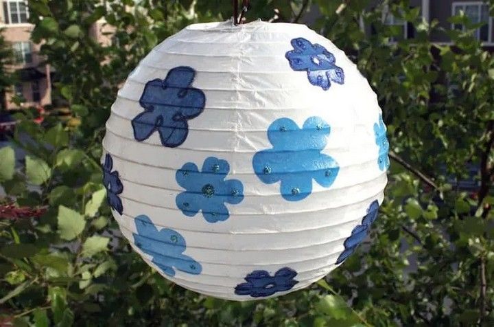 Party Lanterns with Napkins and Glitter