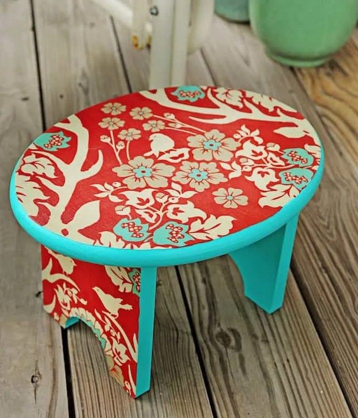Step Stool Makeover with Mod Podge